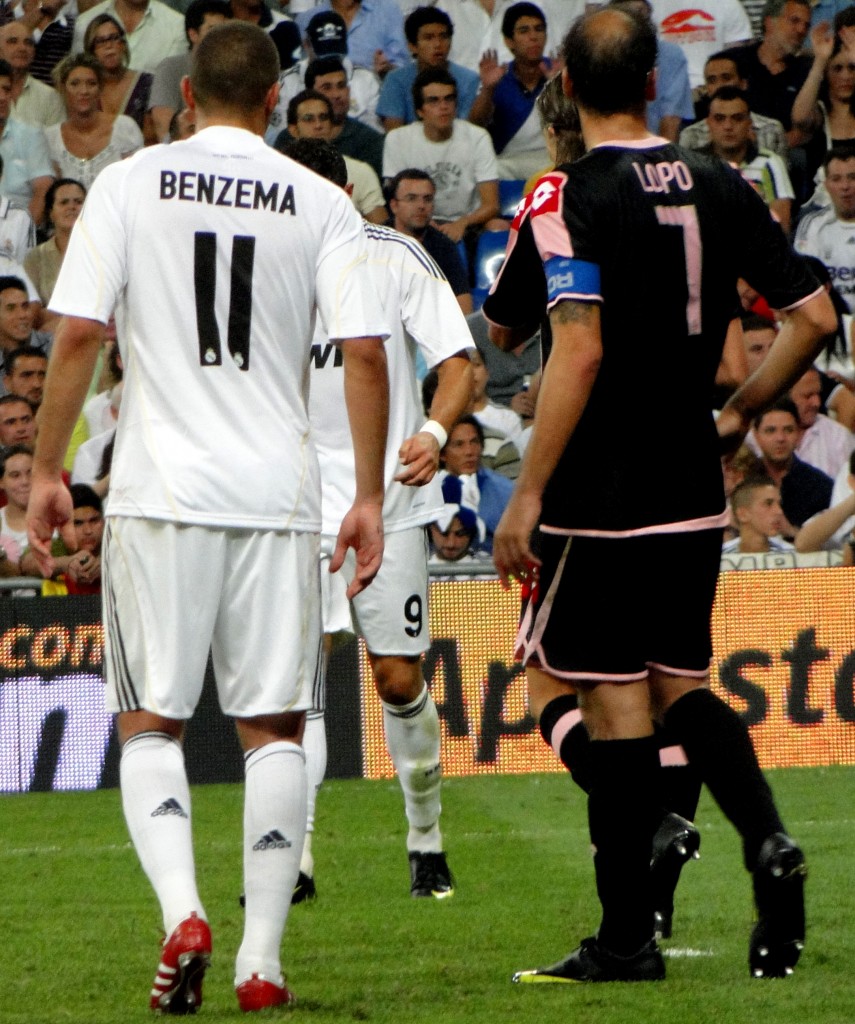 real-madrid-benzema-11-855x1024