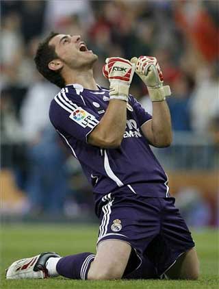 Iker-Casillas-5